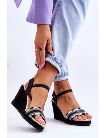 Cothurnes model 180666 Step in style