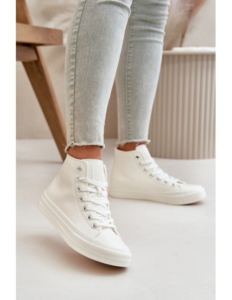 Baskets model 199911 Step in style