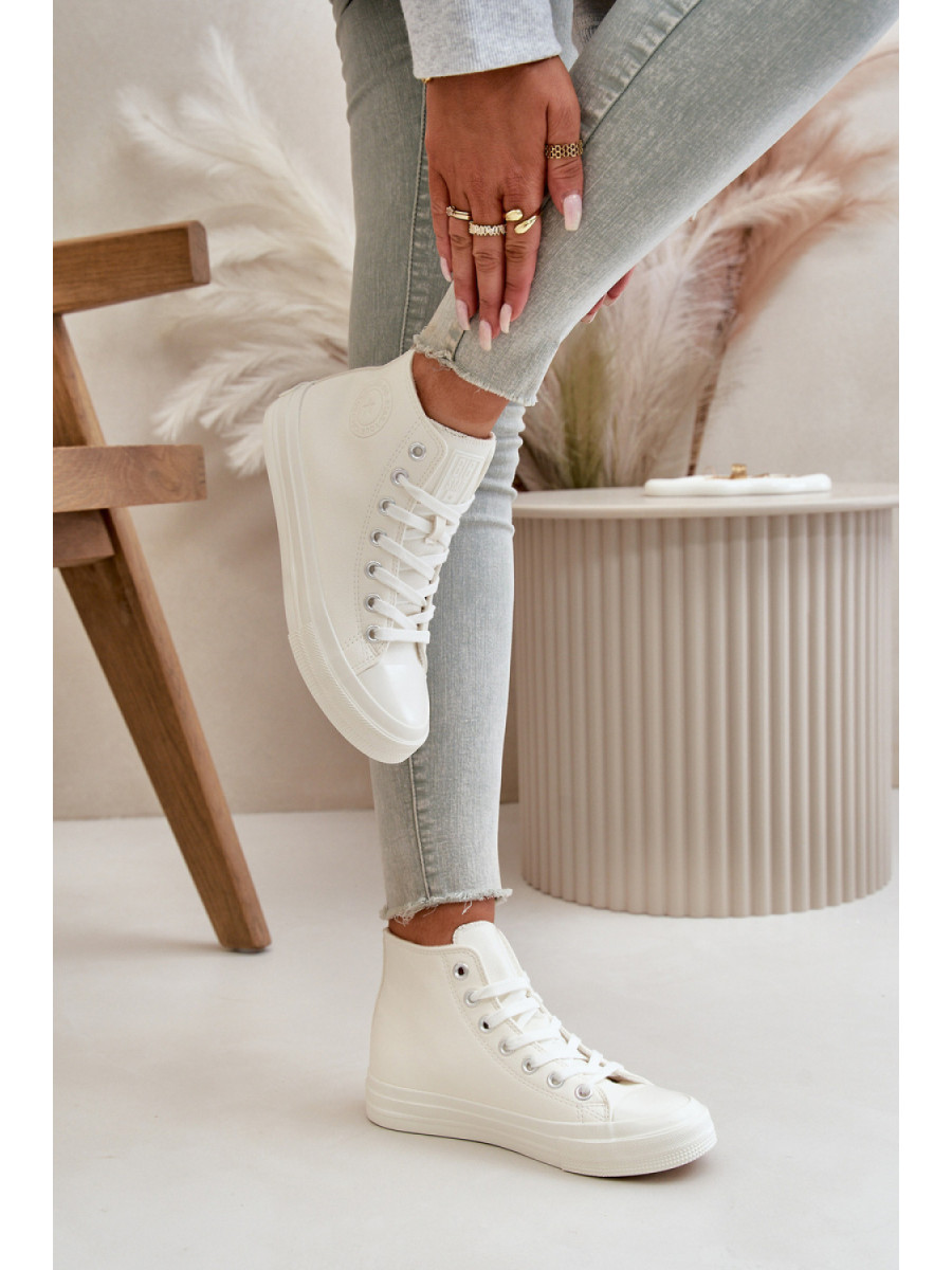 Baskets model 199911 Step in style