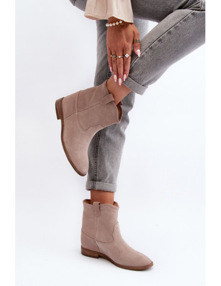 Bottes model 191853 Step in style