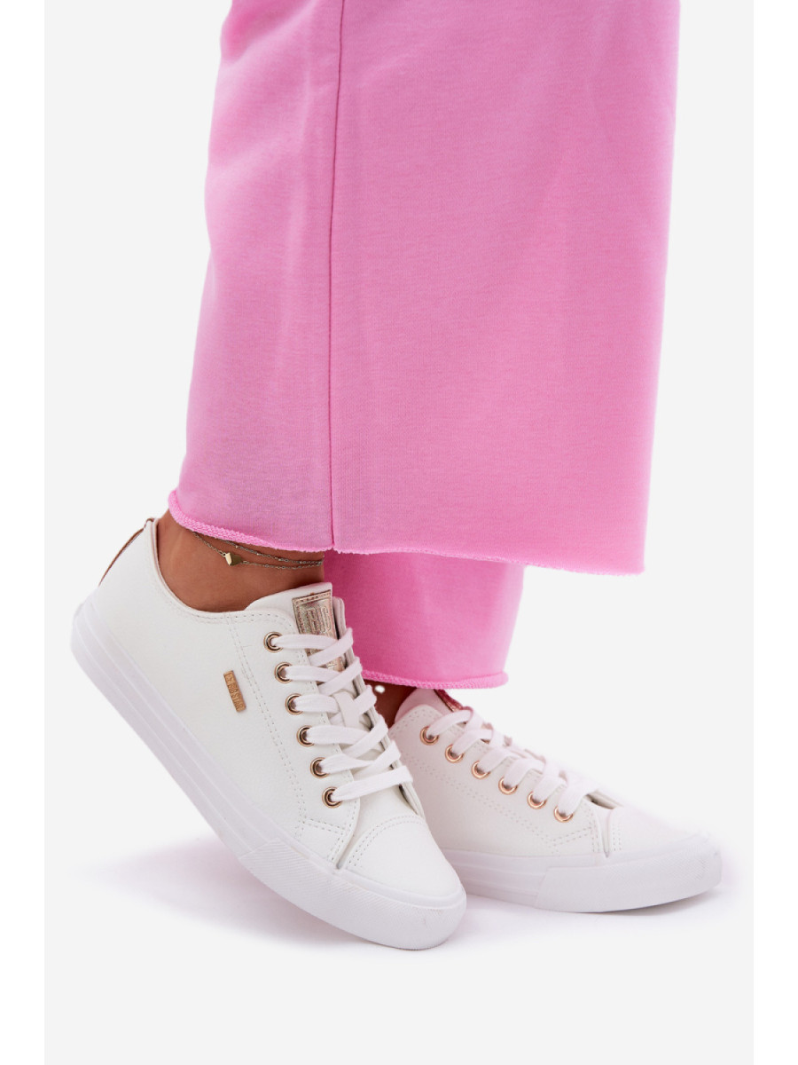 Baskets model 211352 Step in style