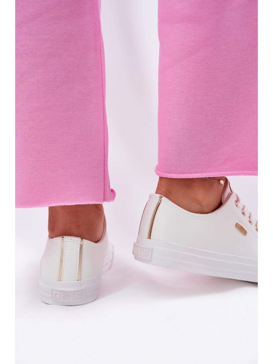 Baskets model 211352 Step in style