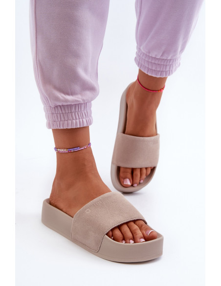 Clacquettes model 195433 Step in style