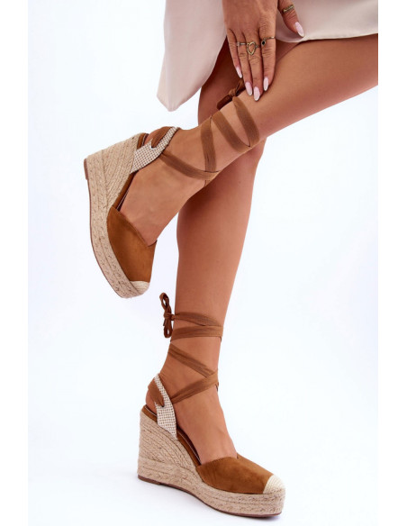Cothurnes model 179147 Step in style