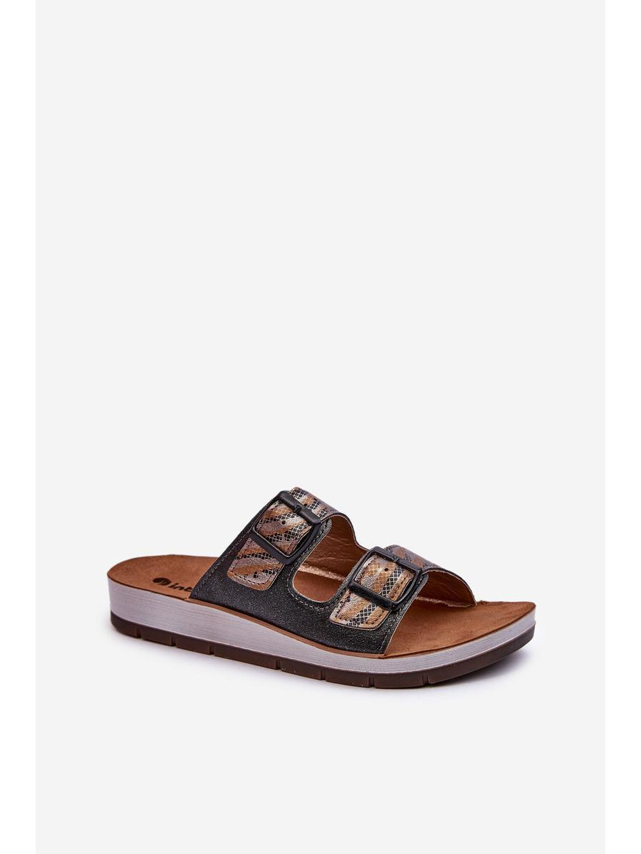 Clacquettes model 198163 Step in style