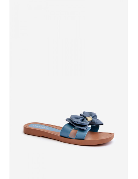 Clacquettes model 198594 Step in style