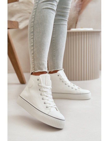 Baskets model 199912 Step in style