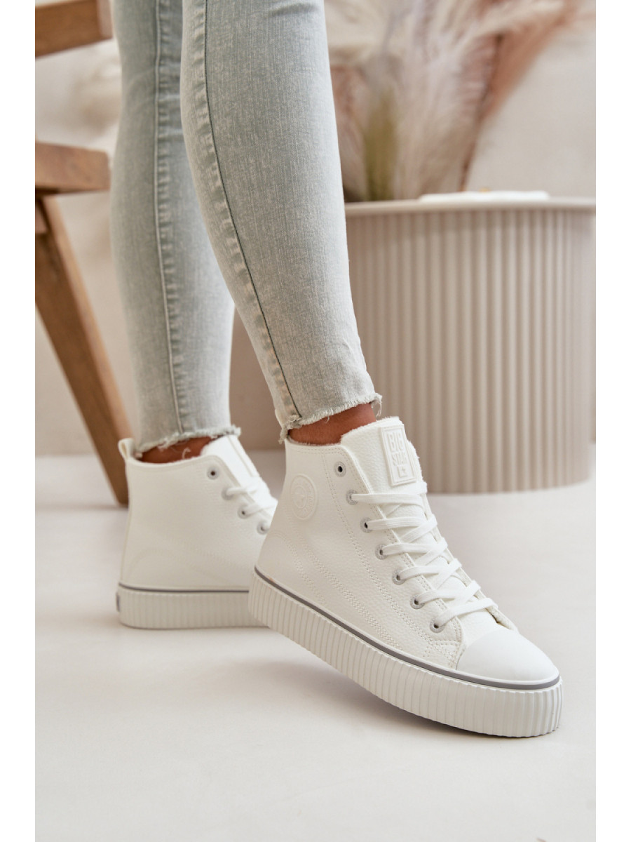 Baskets model 199912 Step in style