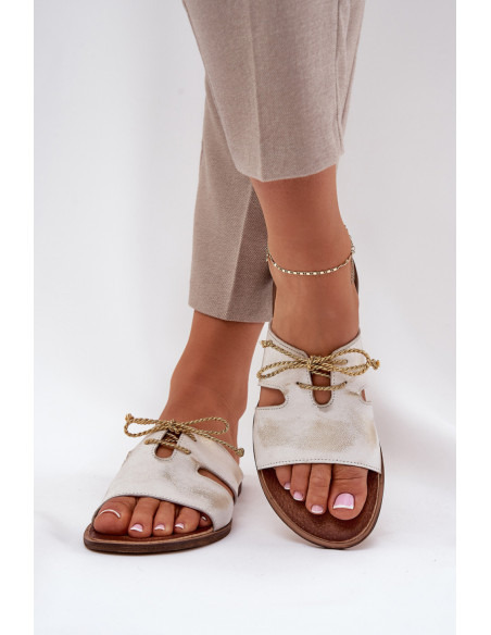 Clacquettes model 210176 Step in style
