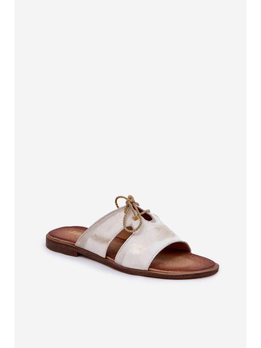 Clacquettes model 210176 Step in style