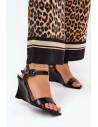 Cothurnes model 210798 Step in style