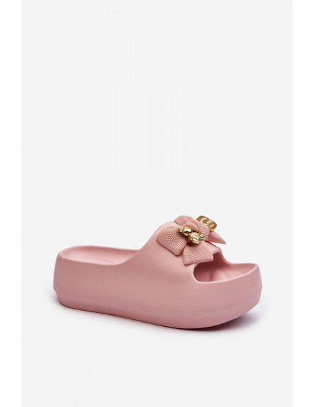 Clacquettes model 194374 Step in style