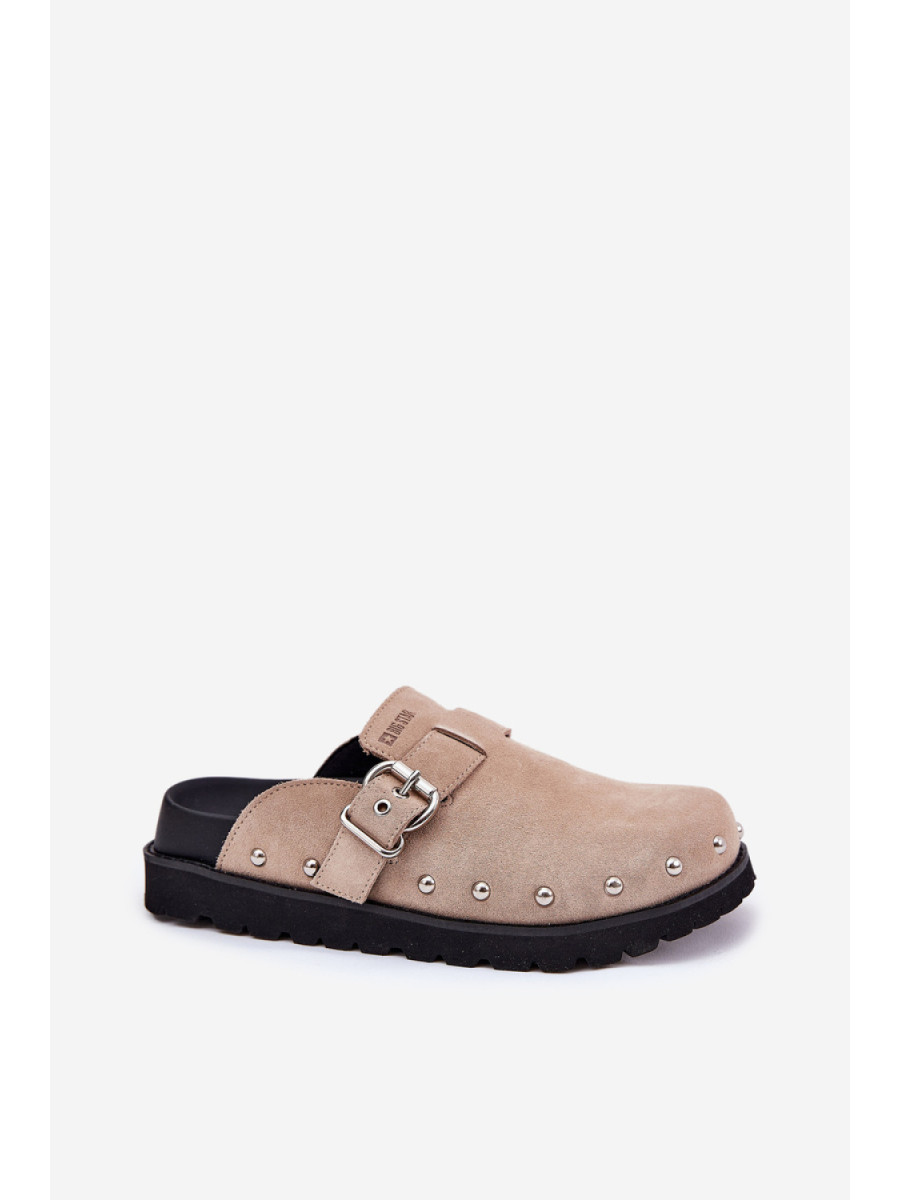 Clacquettes model 211679 Step in style