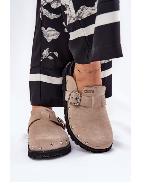 Clacquettes model 211679 Step in style