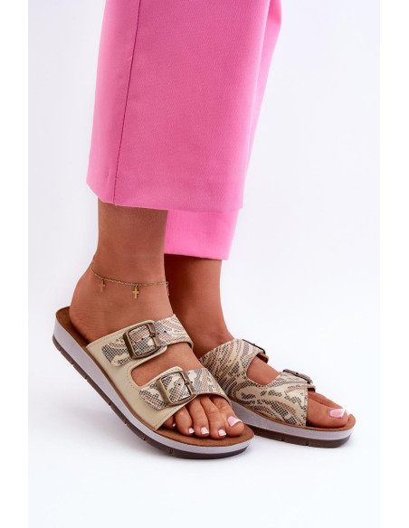 Clacquettes model 198165 Step in style