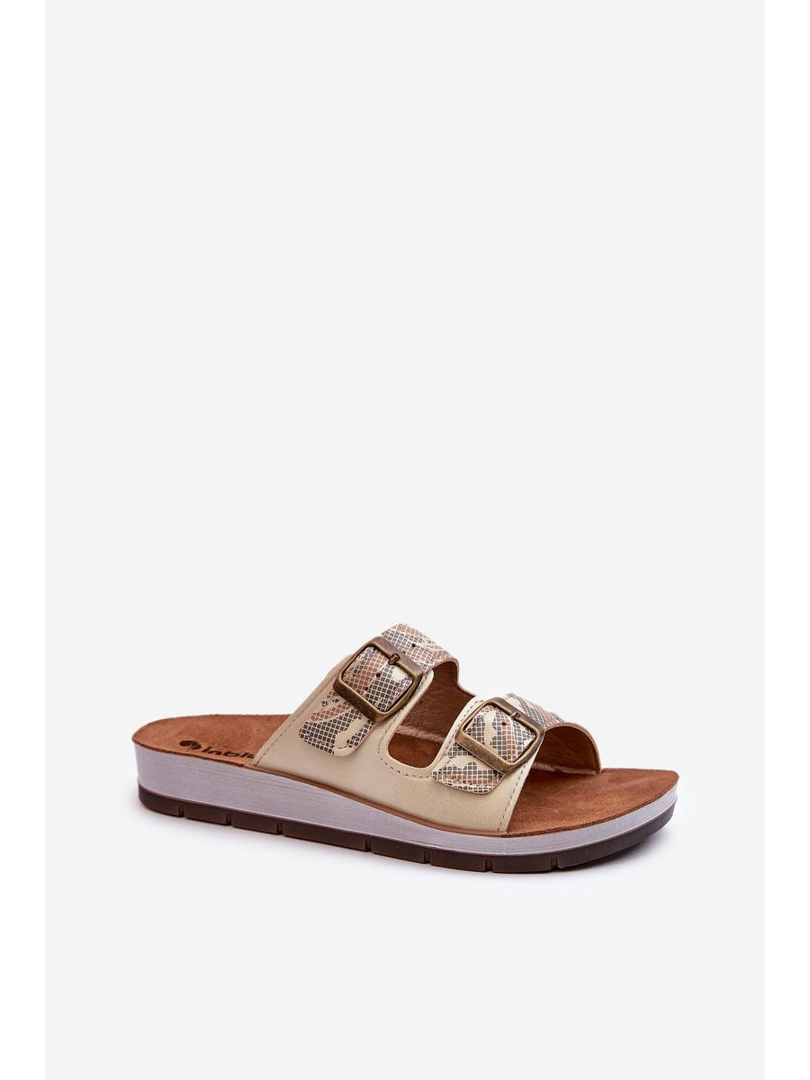 Clacquettes model 198165 Step in style