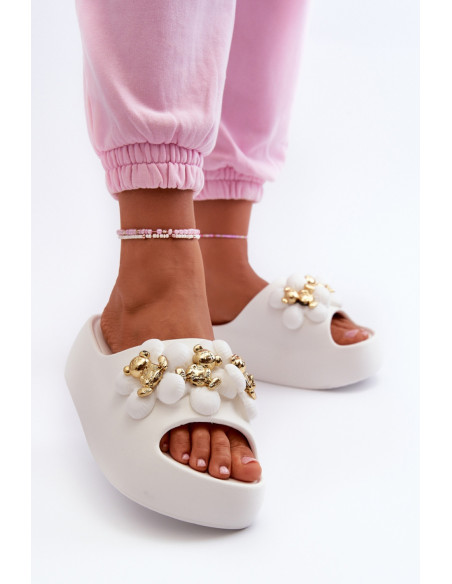 Clacquettes model 198596 Step in style