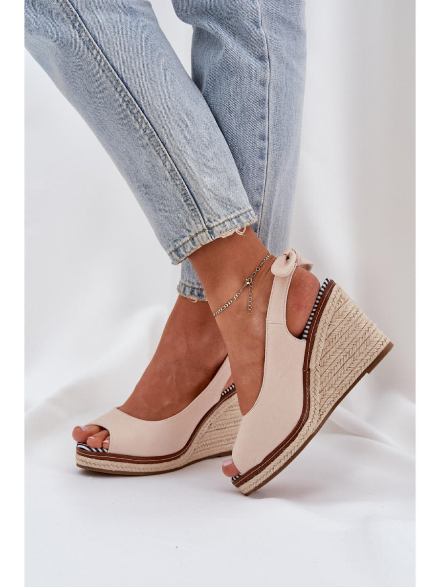 Cothurnes model 210161 Step in style