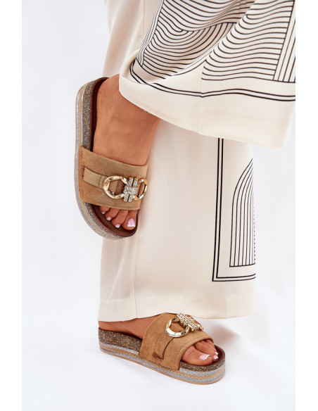 Clacquettes model 210750 Step in style