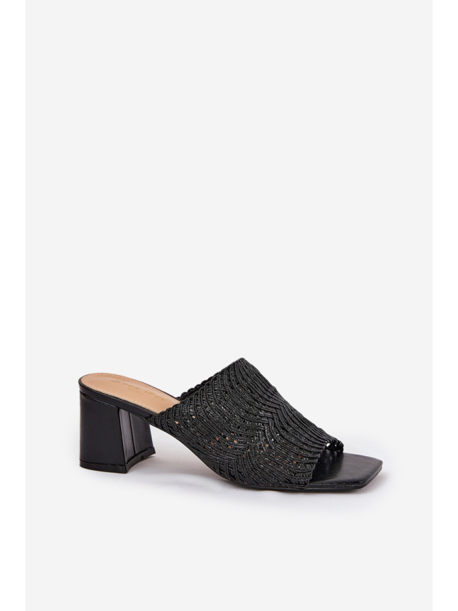 Clacquettes model 210783 Step in style