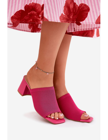 Clacquettes model 211025 Step in style