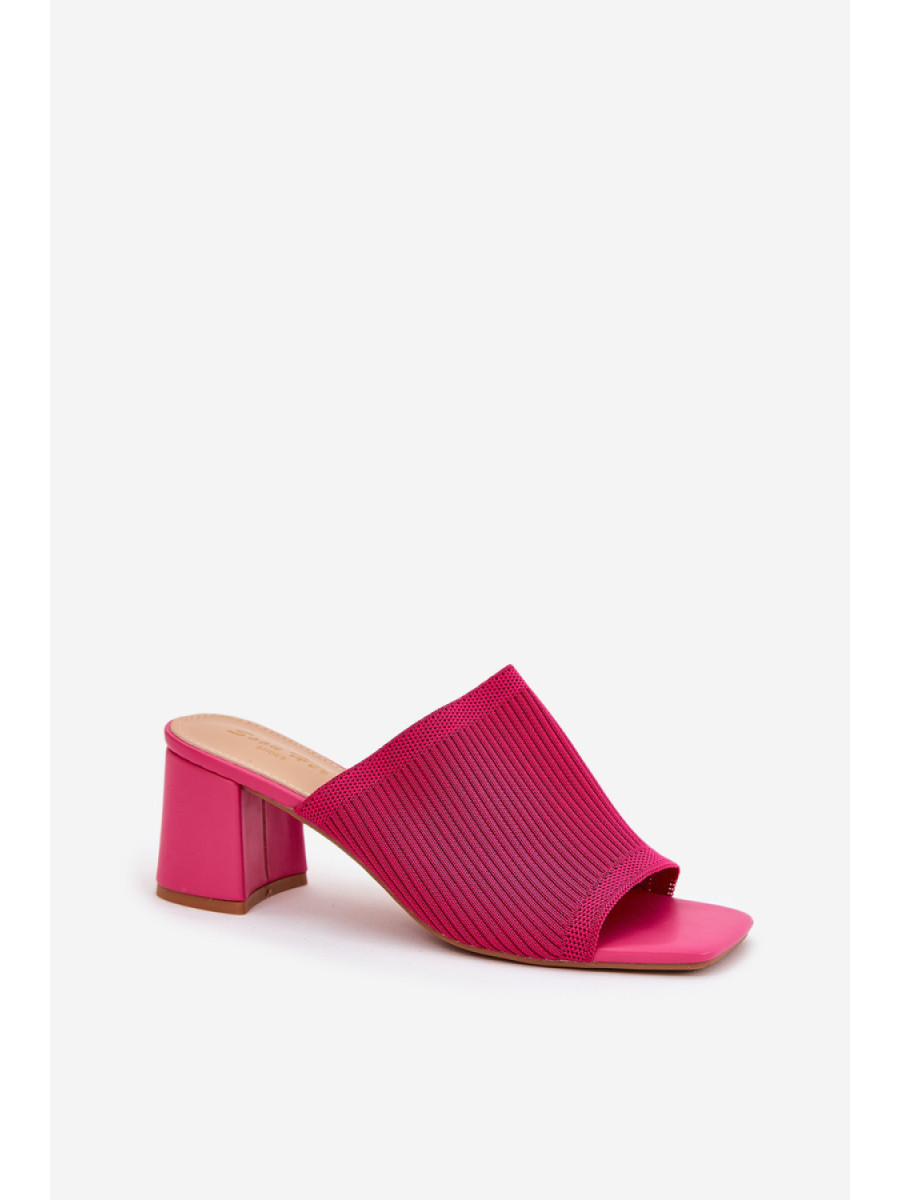 Clacquettes model 211025 Step in style