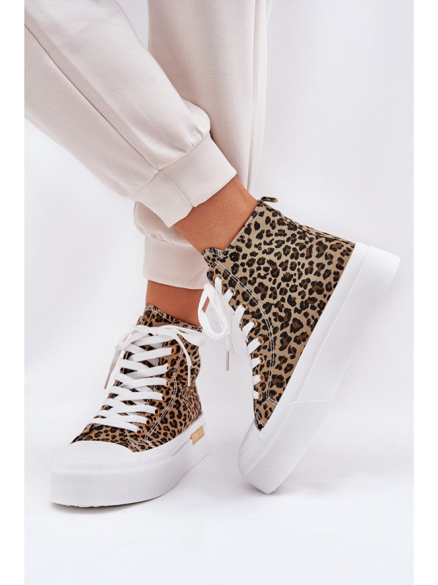 Baskets model 211354 Step in style