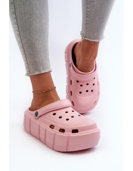 Clacquettes model 197244 Step in style
