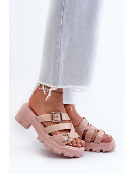 Clacquettes model 197667 Step in style