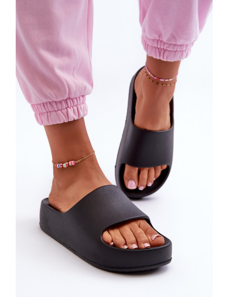 Clacquettes model 198271 Step in style