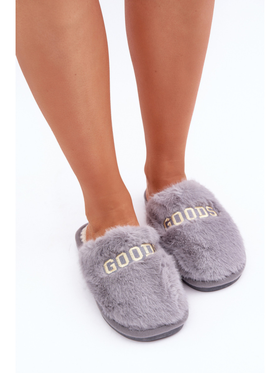 Pantoufles model 204942 Step in style