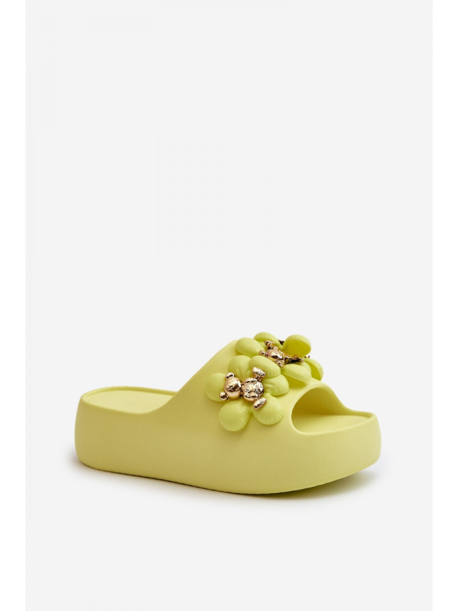 Clacquettes model 198597 Step in style