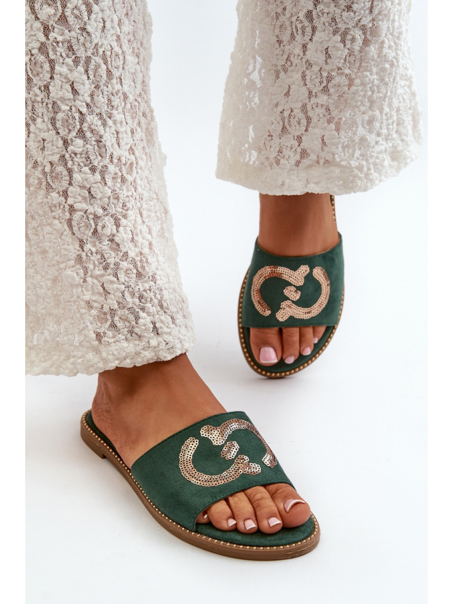 Clacquettes model 198623 Step in style