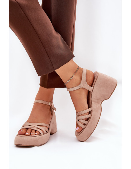 Cothurnes model 209914 Step in style