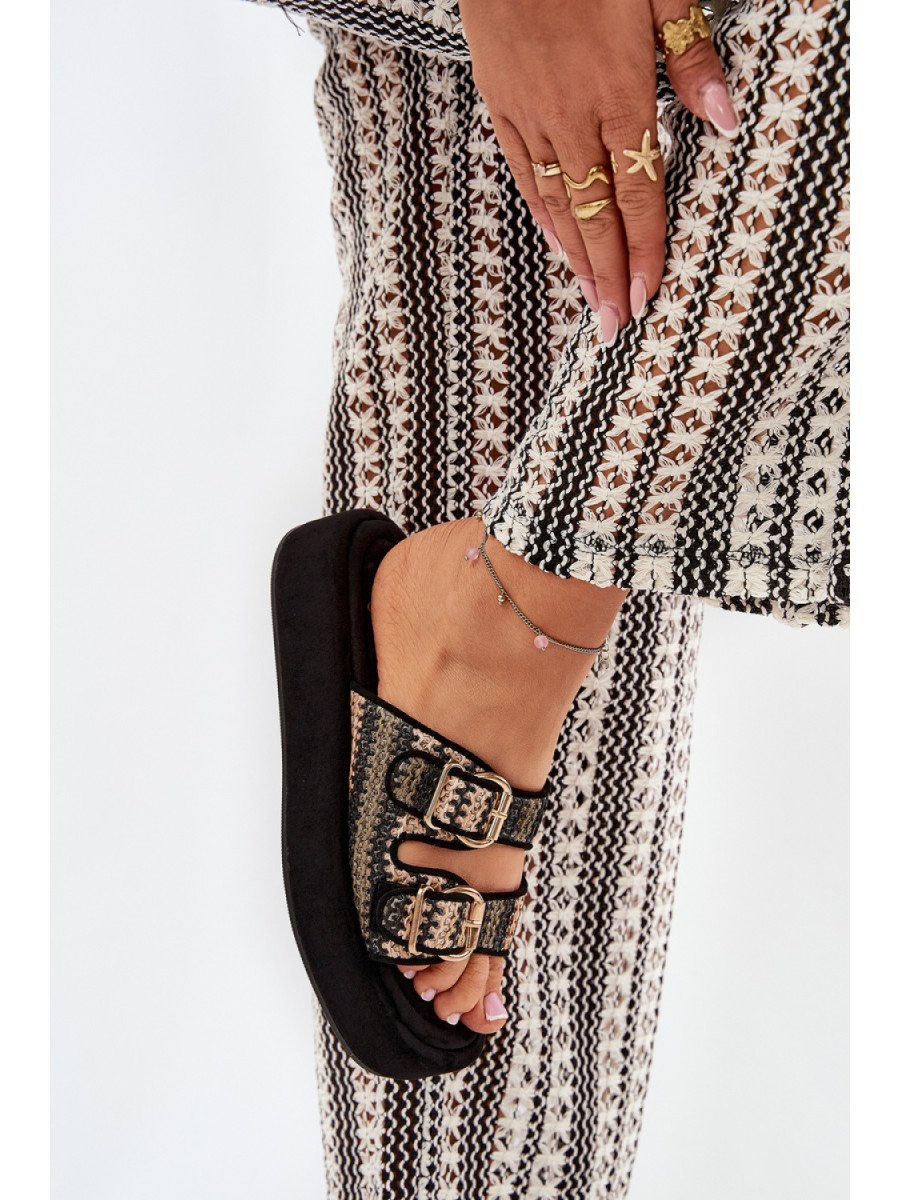 Clacquettes model 209946 Step in style