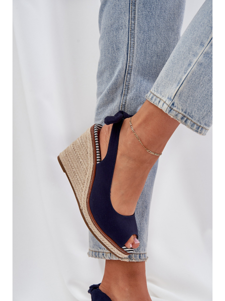 Cothurnes model 210162 Step in style