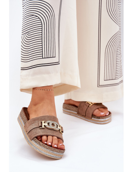 Clacquettes model 210767 Step in style