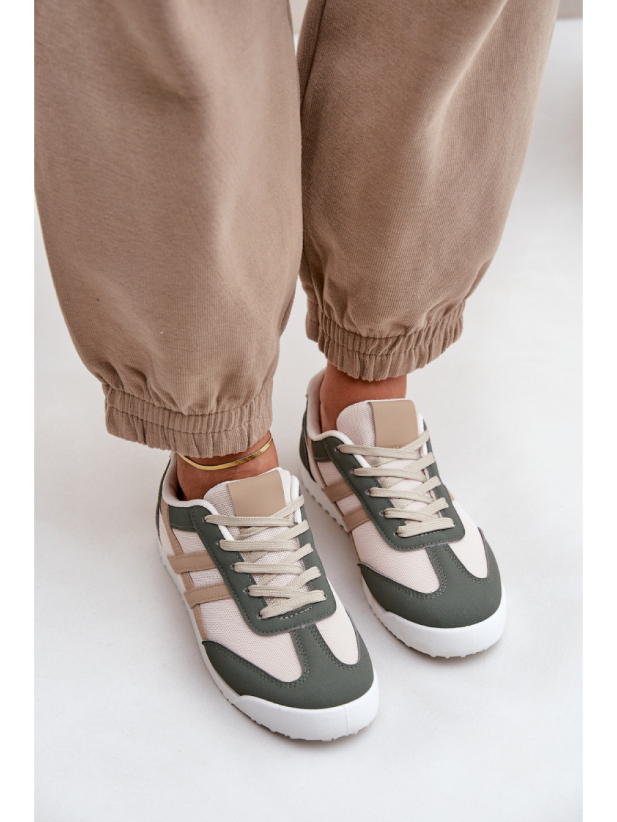 Baskets model 206803 Step in style