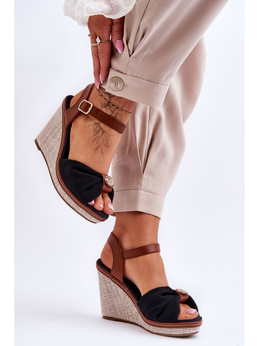 Cothurnes model 179838 Step in style