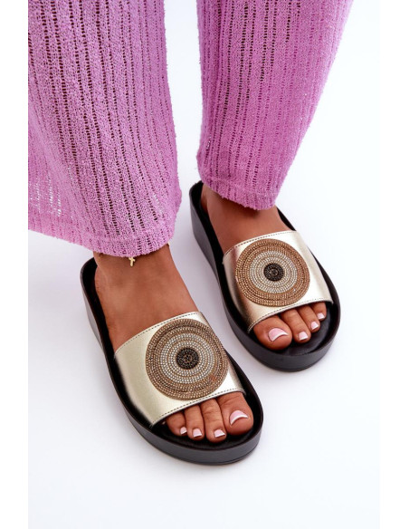 Clacquettes model 198140 Step in style
