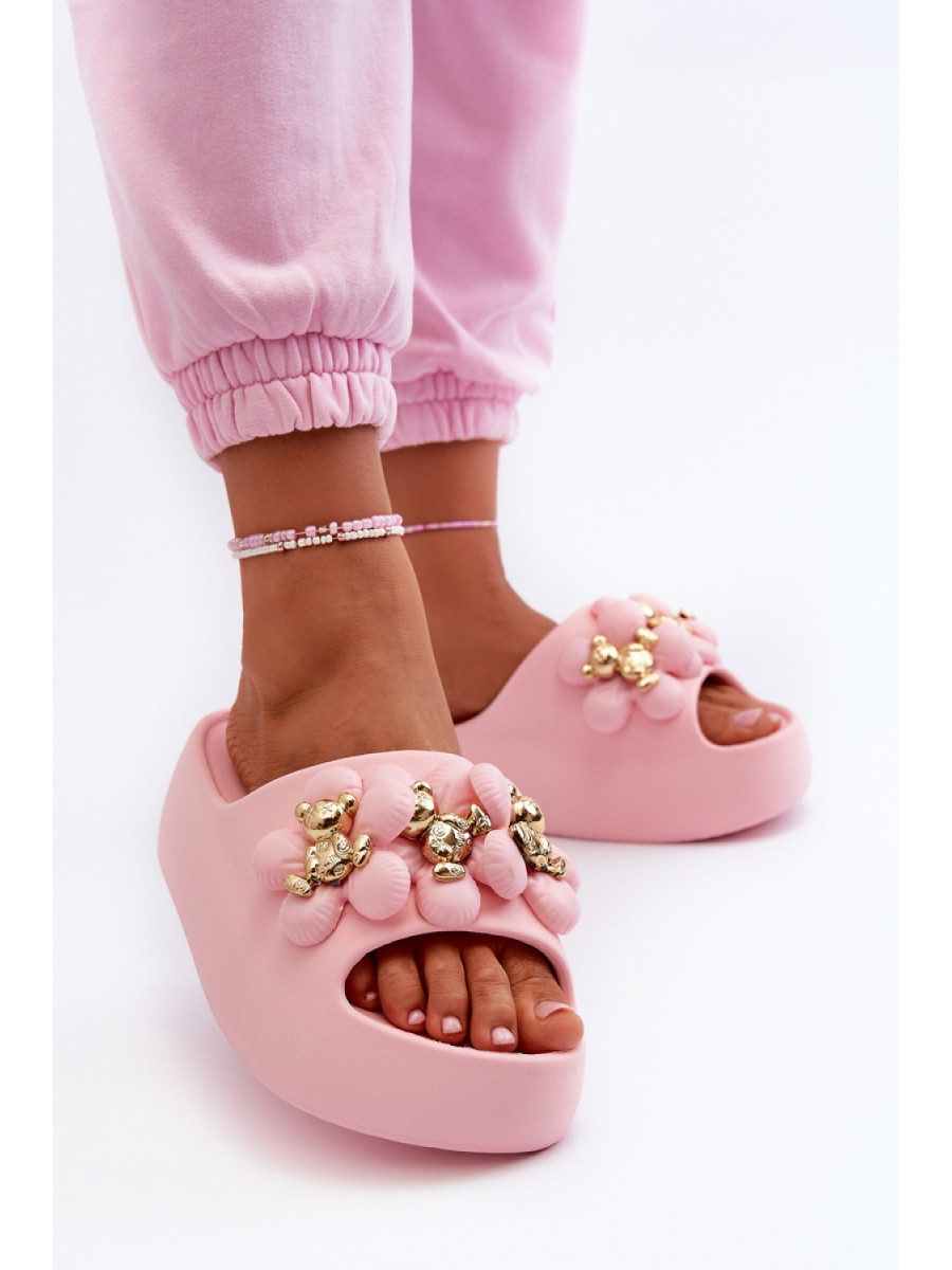 Clacquettes model 198598 Step in style
