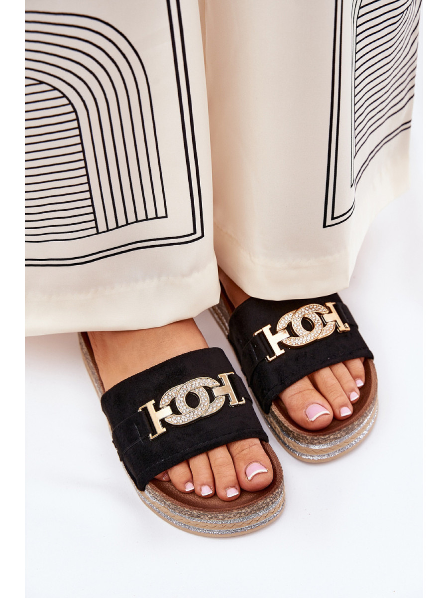 Clacquettes model 210768 Step in style