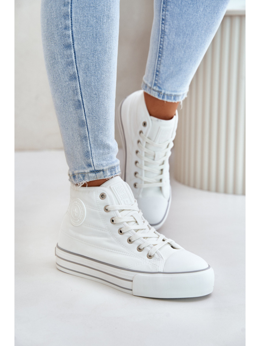 Baskets model 201921 Step in style