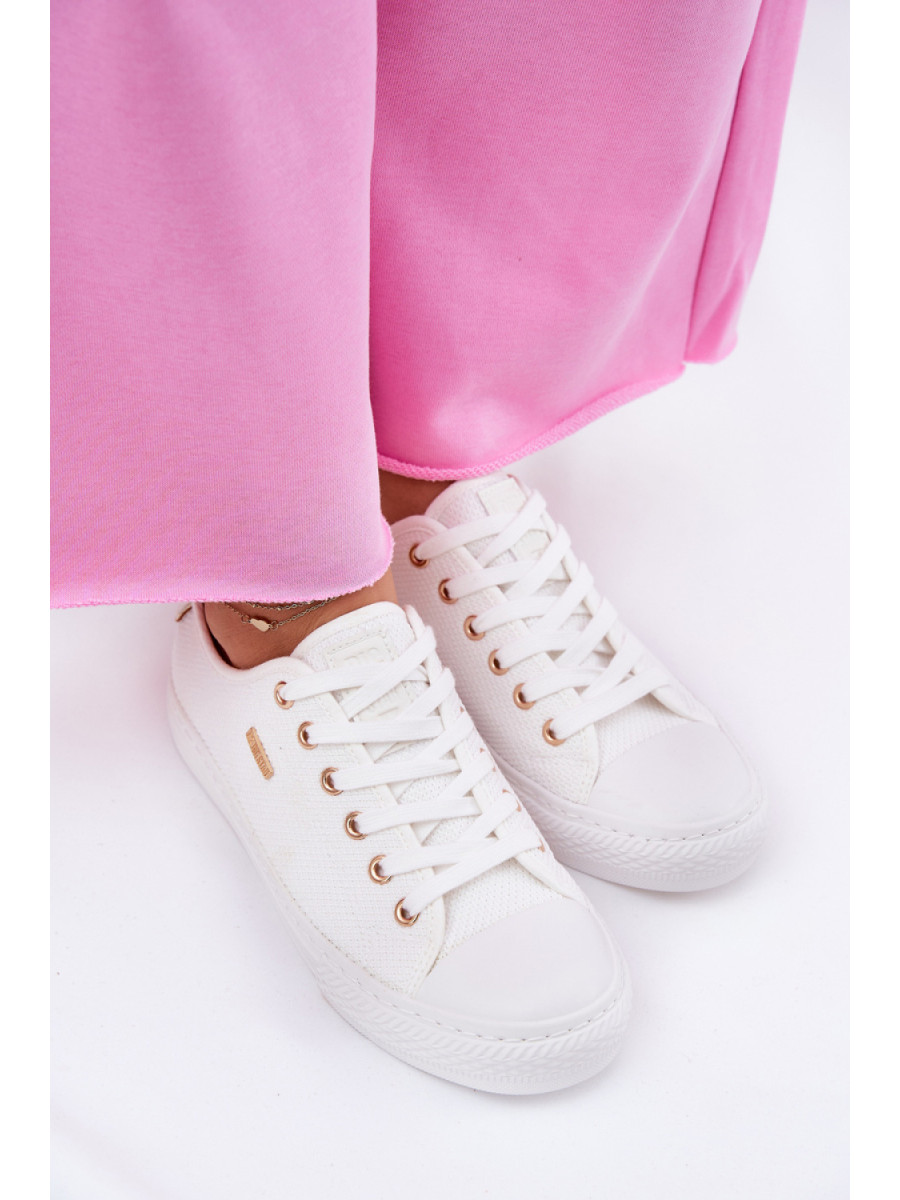 Baskets model 211356 Step in style
