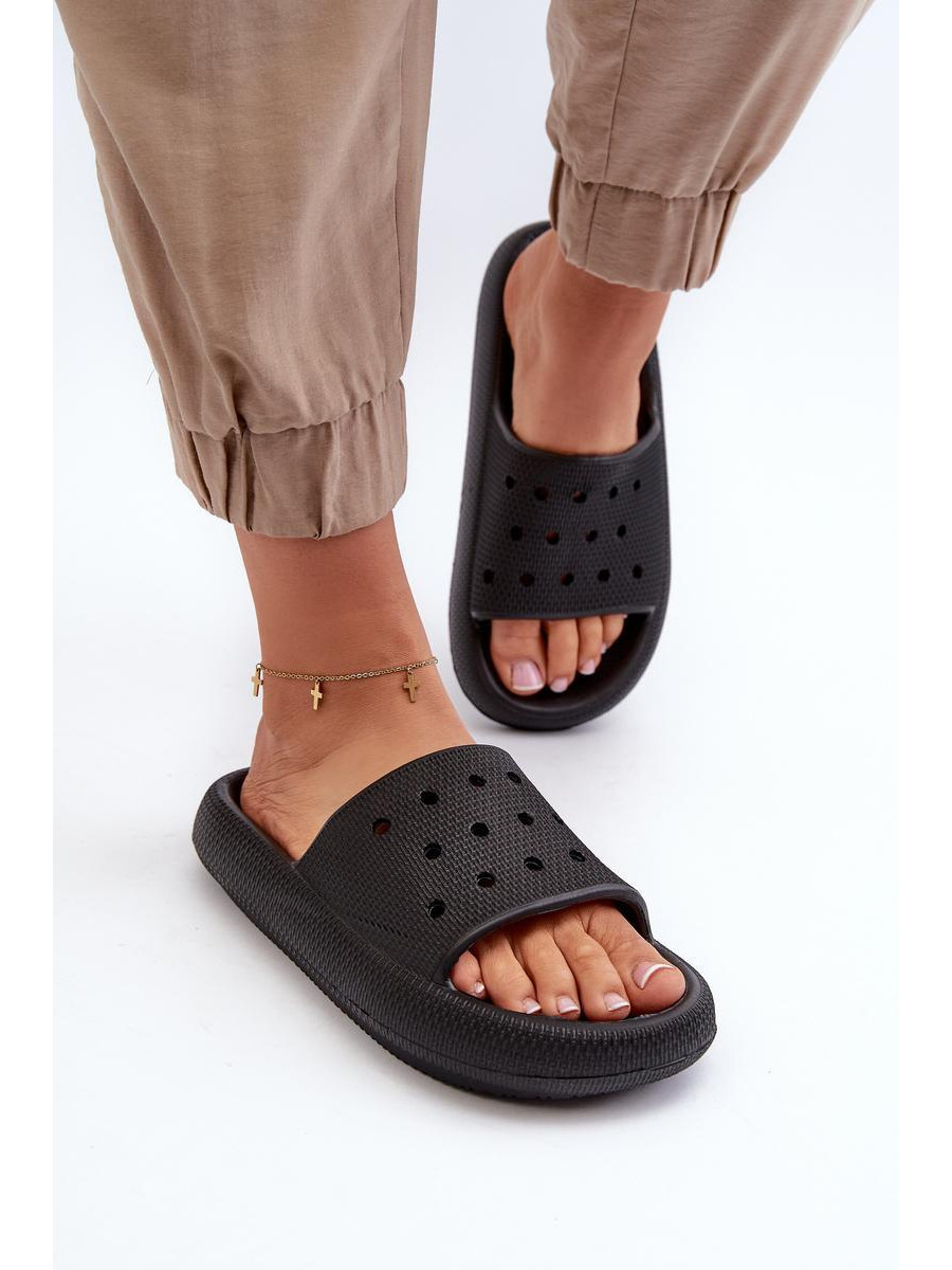Clacquettes model 198174 Step in style