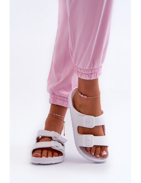 Clacquettes model 198276 Step in style