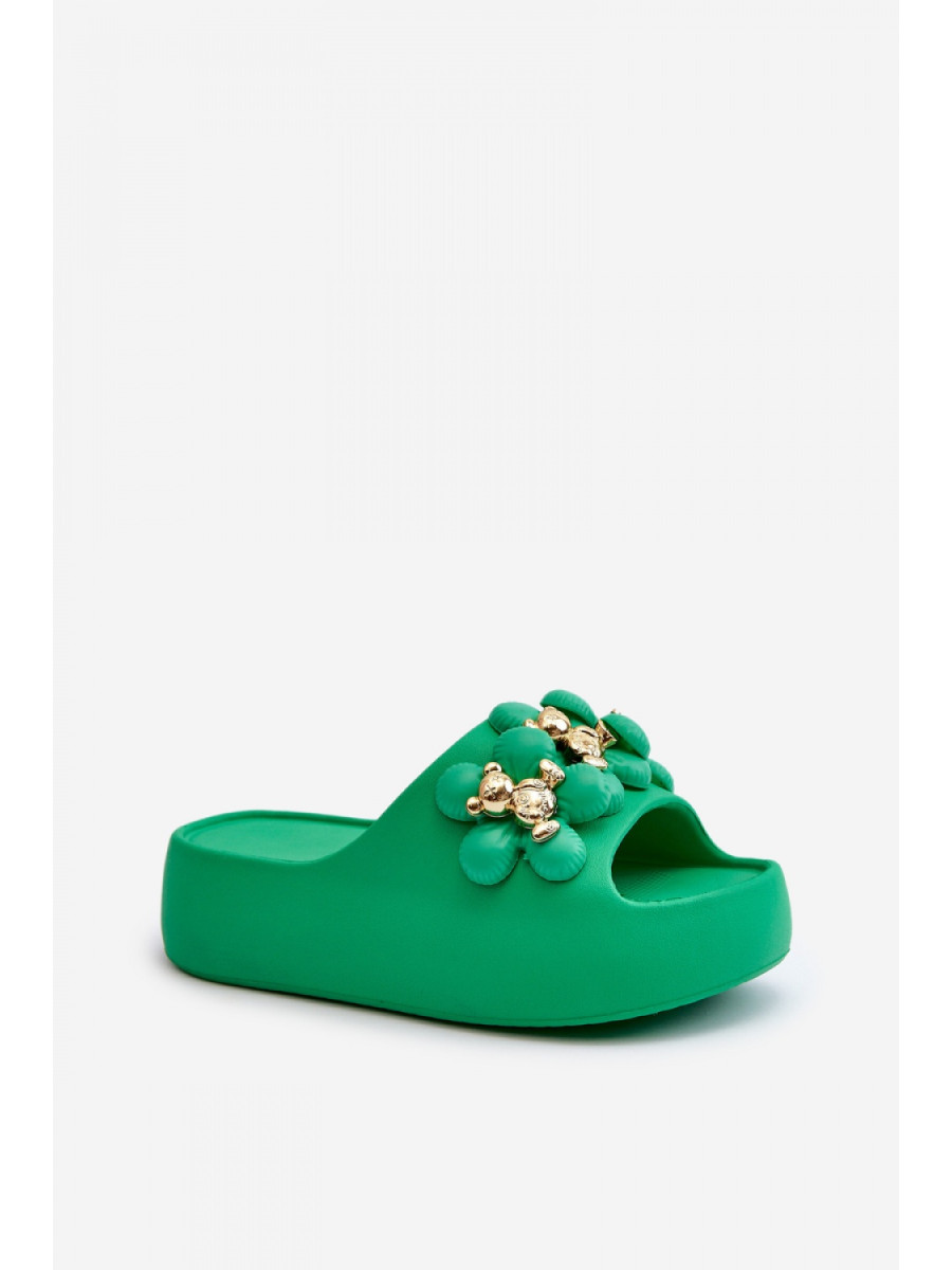 Clacquettes model 198599 Step in style