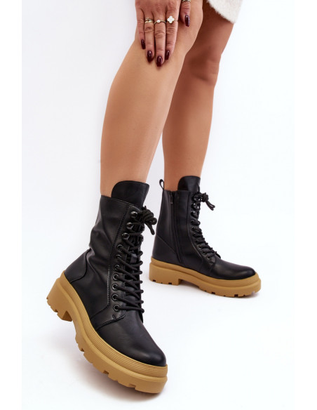 Bootie model 190521 Step in style
