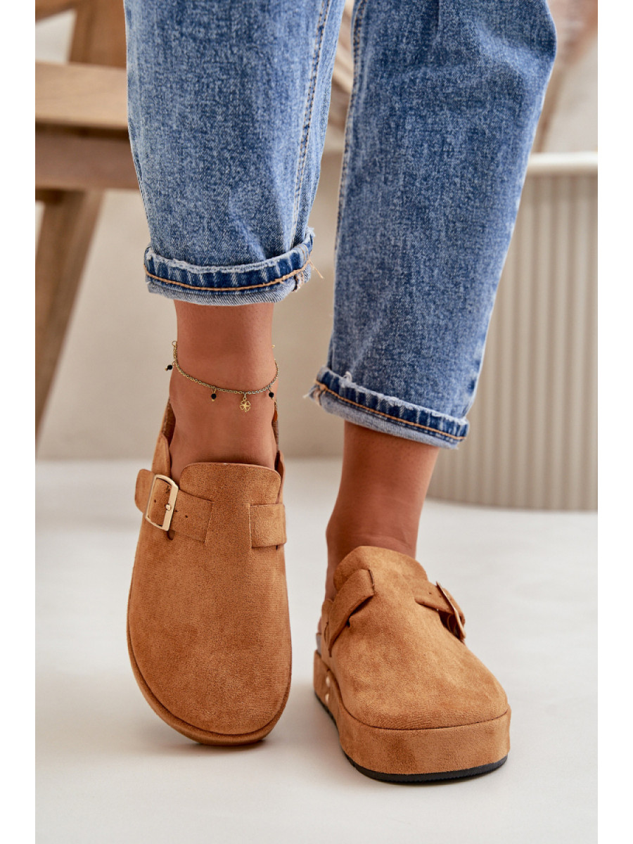 Pantoufles model 200123 Step in style