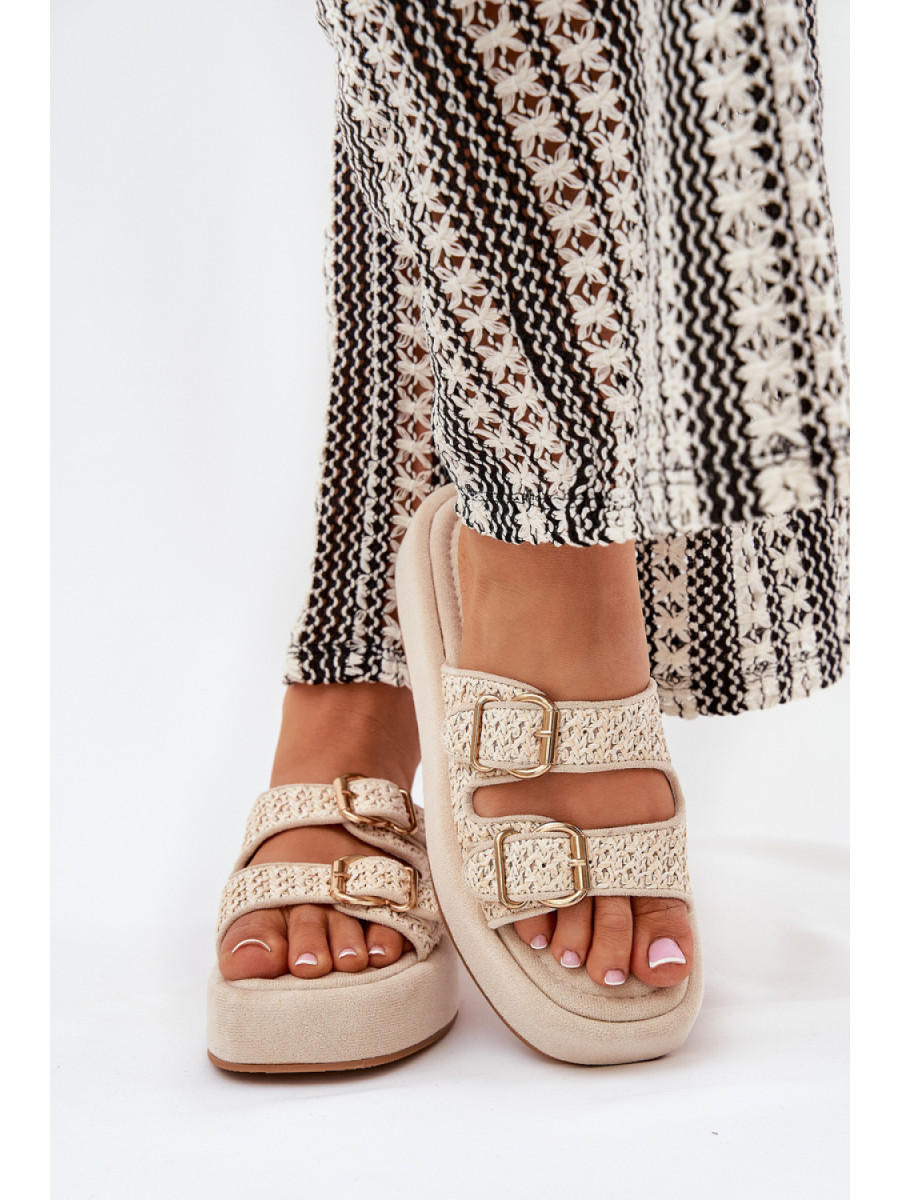 Clacquettes model 209948 Step in style